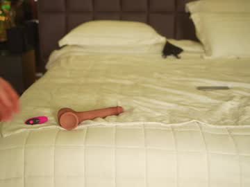 Foto porno Ganduri murdare cu eva_fashionista pe KUR.ro