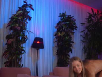 Foto porno Ganduri murdare cu eva_fashionista pe KUR.ro