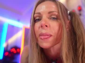 Foto porno Ganduri murdare cu eva_fashionista pe KUR.ro