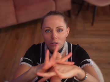 Foto porno Ganduri murdare cu eva_fashionista pe KUR.ro