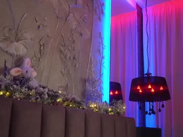 Foto porno Ganduri murdare cu eva_fashionista pe KUR.ro