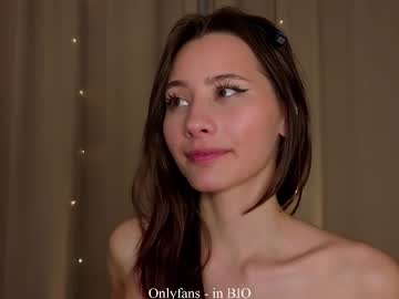 Foto porno Ce sexy este falinecrosthwaite pe KUR.ro