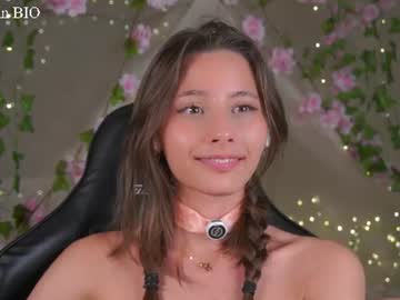 Foto porno Ce sexy este falinecrosthwaite pe KUR.ro