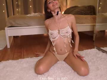 Foto porno Ce sexy este falinecrosthwaite pe KUR.ro