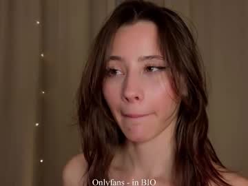 Foto porno Ce sexy este falinecrosthwaite pe KUR.ro