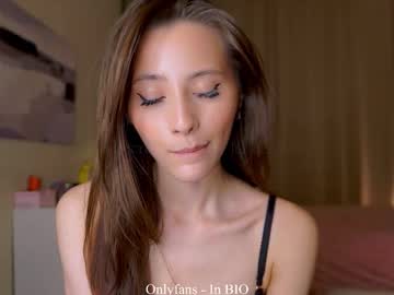 Foto porno Ce sexy este falinecrosthwaite pe KUR.ro