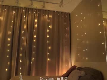 Foto porno Ce sexy este falinecrosthwaite pe KUR.ro