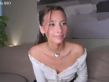 Foto porno Ce sexy este falinecrosthwaite pe KUR.ro