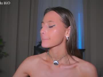 Foto porno Ce sexy este falinecrosthwaite pe KUR.ro