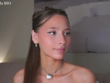 Foto porno Ce sexy este falinecrosthwaite pe KUR.ro