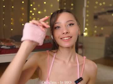 Foto porno Ce sexy este falinecrosthwaite pe KUR.ro