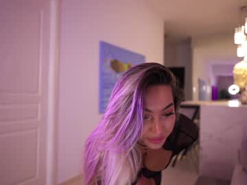 Foto porno Ce sexy este fantasystudiox pe KUR.ro