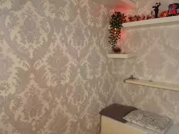 Foto porno firekatie vrea sex pe Chaturbate pe KUR.ro