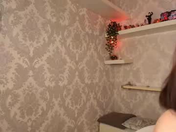 Foto porno firekatie vrea sex pe Chaturbate pe KUR.ro