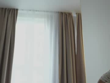 Foto porno Nebunii pe chat marca floret_joy pe KUR.ro