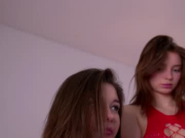 Foto porno Nebunii pe chat marca floret_joy pe KUR.ro
