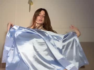 Foto porno Nebunii pe chat marca floret_joy pe KUR.ro