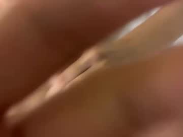 Foto porno flowerscouple ne arata tot la camera pe KUR.ro