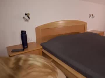 Foto porno Ce sexy este foxeslovefoxes pe KUR.ro