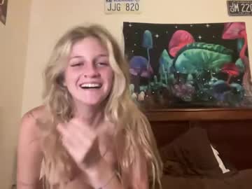 Foto porno Ce sexy este foxyroxie777 pe KUR.ro