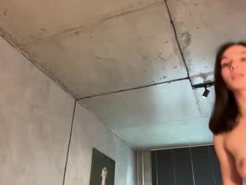 Foto porno friend_foryou vrea sex pe Chaturbate pe KUR.ro
