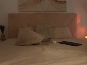 Foto porno funny_to_see_you_here se dezbraca la web pe Chaturbate pe KUR.ro