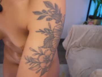 Foto porno Ganduri murdare cu gigi_ulala pe KUR.ro