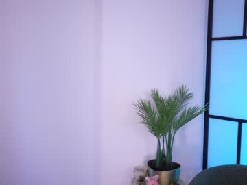 Foto porno Ganduri murdare cu gigi_ulala pe KUR.ro