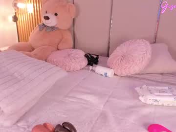 Foto porno Ganduri murdare cu gisellee__ pe KUR.ro