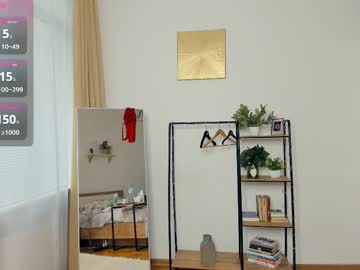 Foto porno Ganduri murdare cu glossybabe_ pe KUR.ro