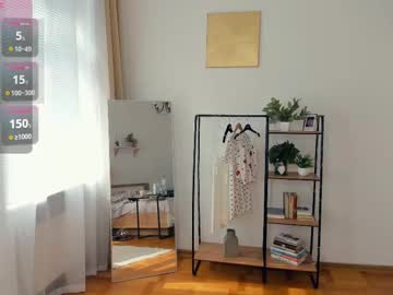 Foto porno Ganduri murdare cu glossybabe_ pe KUR.ro