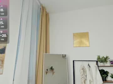 Foto porno Sex online cu glossybabe_ pe KUR.ro