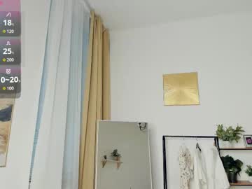 Foto porno Sex online cu glossybabe_ pe KUR.ro