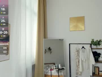 Foto porno Sex online cu glossybabe_ pe KUR.ro