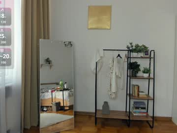 Foto porno Sex online cu glossybabe_ pe KUR.ro