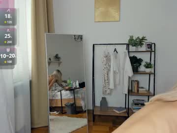 Foto porno Sex online cu glossybabe_ pe KUR.ro