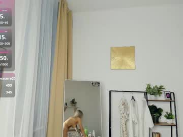 Foto porno Sex online cu glossybabe_ pe KUR.ro