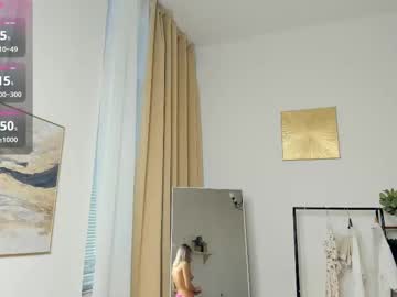 Foto porno Sex online cu glossybabe_ pe KUR.ro