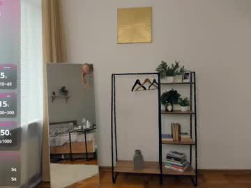 Foto porno Ganduri murdare cu glossybabe_ pe KUR.ro