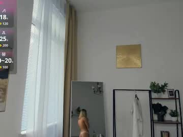 Foto porno Ganduri murdare cu glossybabe_ pe KUR.ro