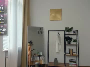 Foto porno Ganduri murdare cu glossybabe_ pe KUR.ro