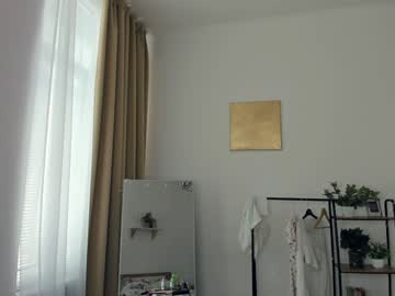 Foto porno Sex online cu glossybabe_ pe KUR.ro