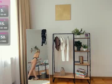 Foto porno Ganduri murdare cu glossybabe_ pe KUR.ro