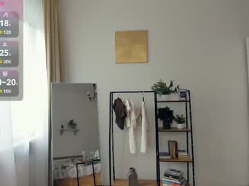 Foto porno Ganduri murdare cu glossybabe_ pe KUR.ro