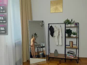 Foto porno Ganduri murdare cu glossybabe_ pe KUR.ro