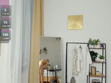 Foto porno Sex online cu glossybabe_ pe KUR.ro