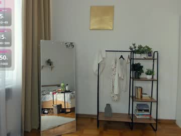 Foto porno Sex online cu glossybabe_ pe KUR.ro