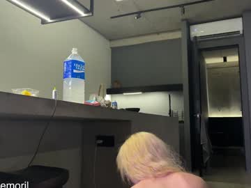 Foto porno golden_alinee se dezbraca la web pe Chaturbate pe KUR.ro