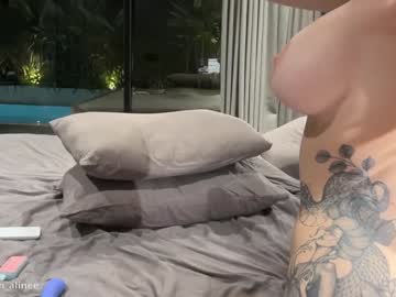 Foto porno golden_alinee se dezbraca la web pe Chaturbate pe KUR.ro