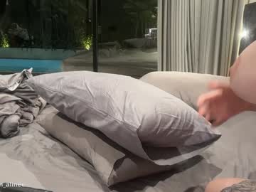 Foto porno golden_alinee se dezbraca la web pe Chaturbate pe KUR.ro